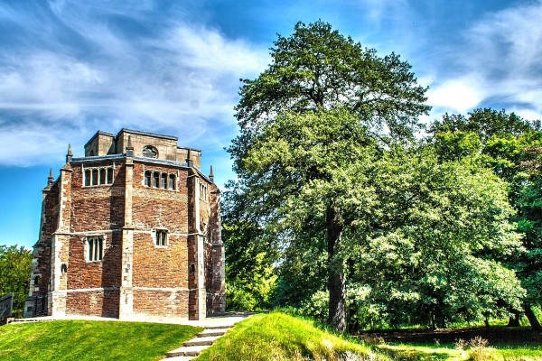 King's Lynn Town Guides: A walk in the park