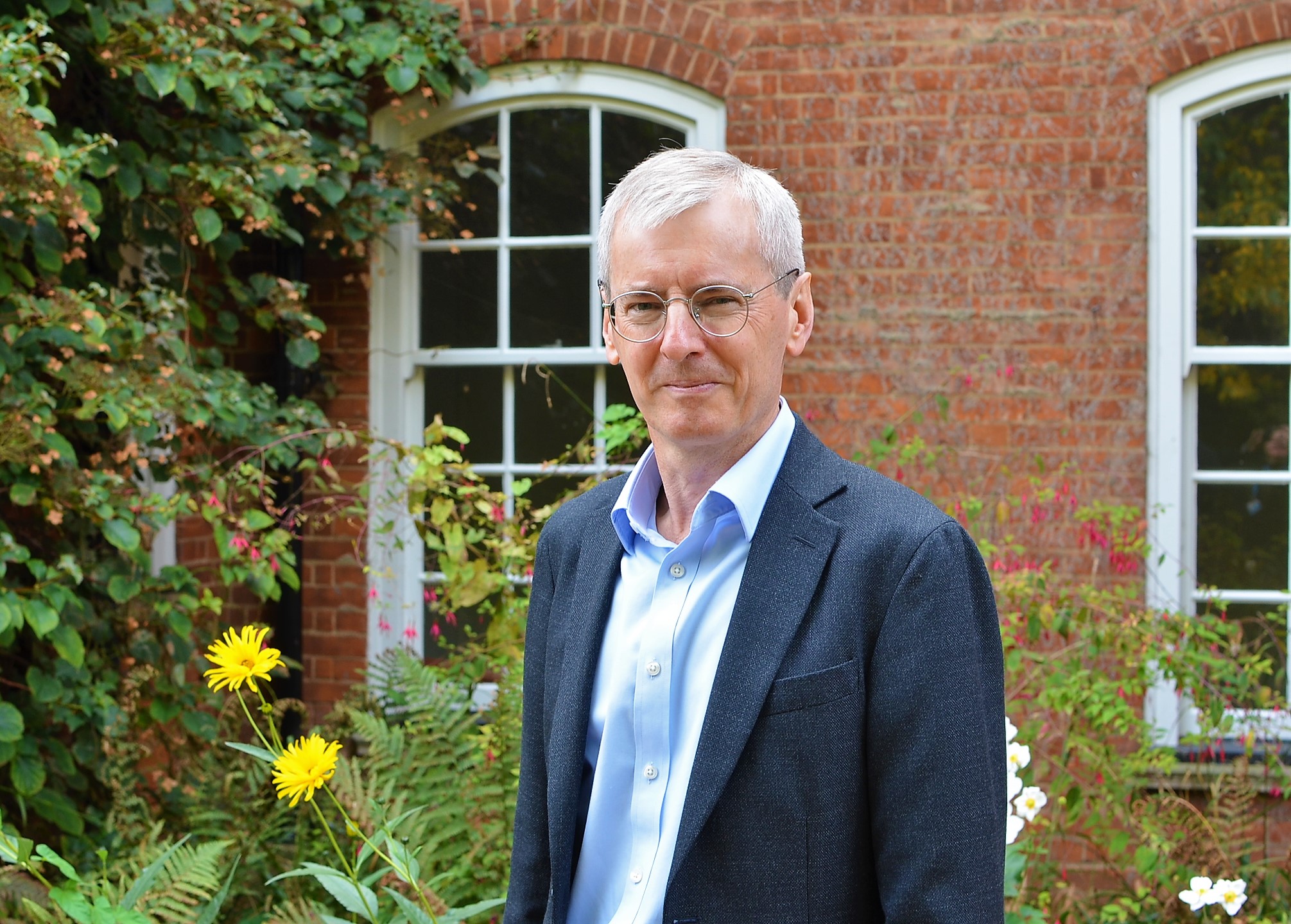 Talk: From Kabul to Kyiv with Sir Laurie Bristow & Zahra Joya